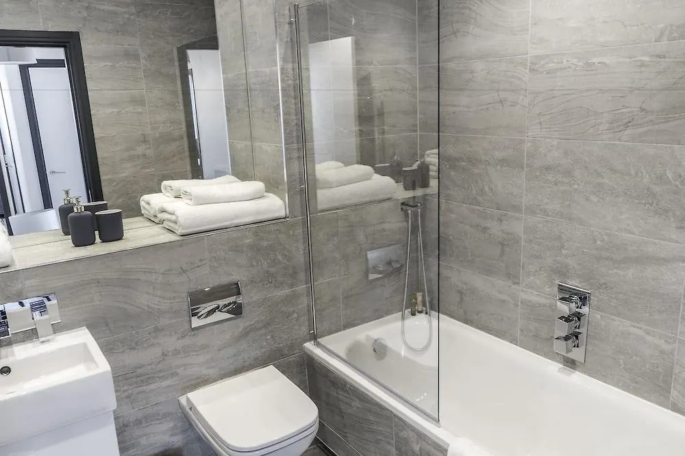 Stayinn City Aldgate لندن